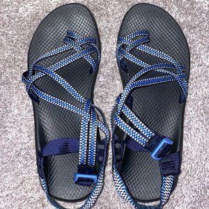 Size 10 Blue/Navy/White Chacos